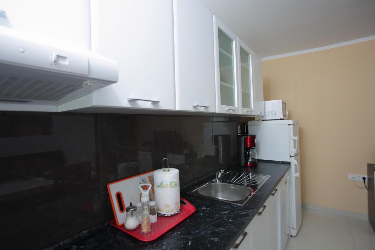 Apartman Luka สปลิท ภายนอก รูปภาพ