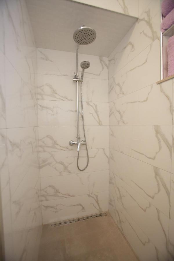 Apartman Luka สปลิท ภายนอก รูปภาพ