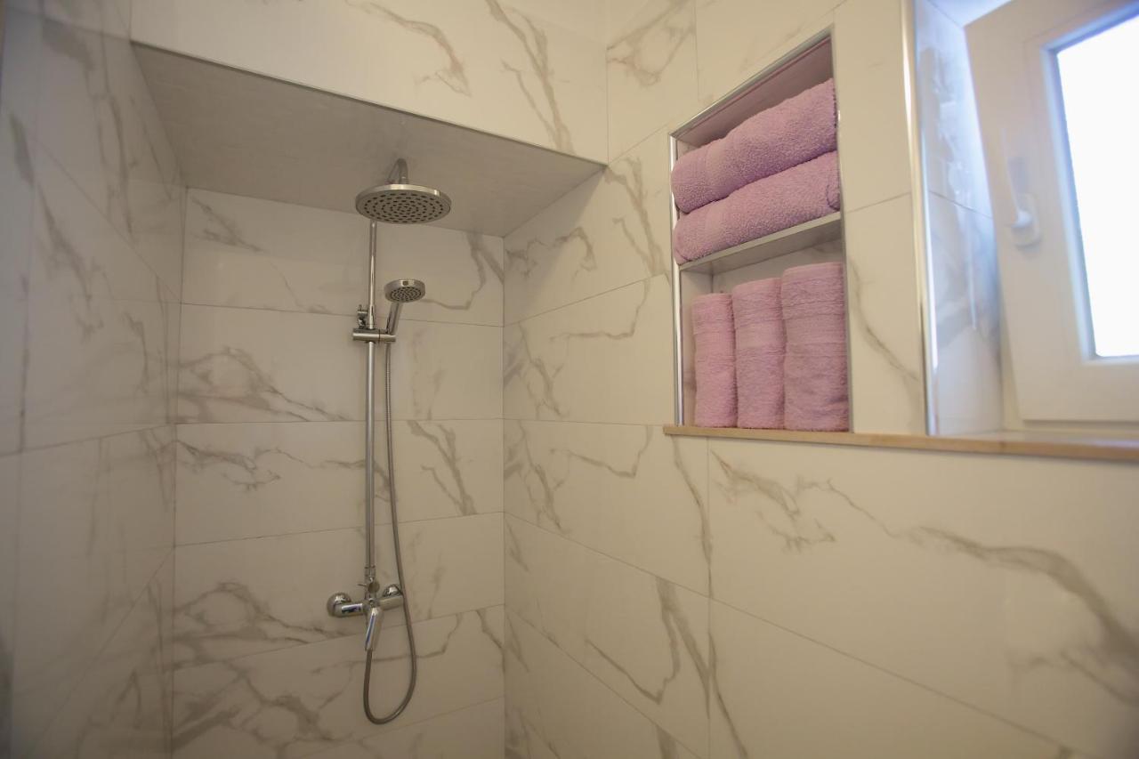 Apartman Luka สปลิท ภายนอก รูปภาพ