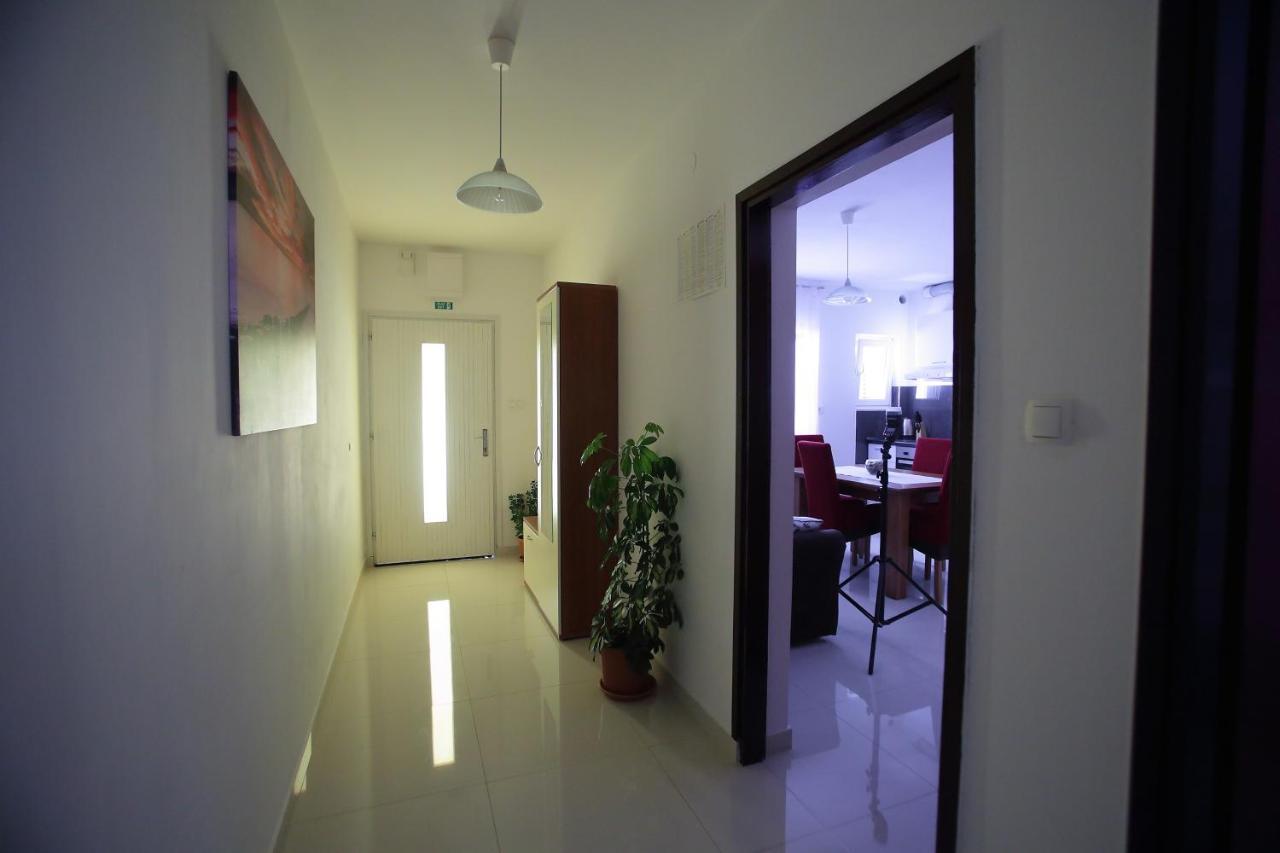 Apartman Luka สปลิท ภายนอก รูปภาพ
